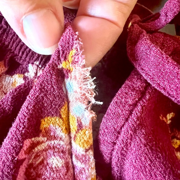 Darling off the Shoulder Blouse - Picture 5 of 8